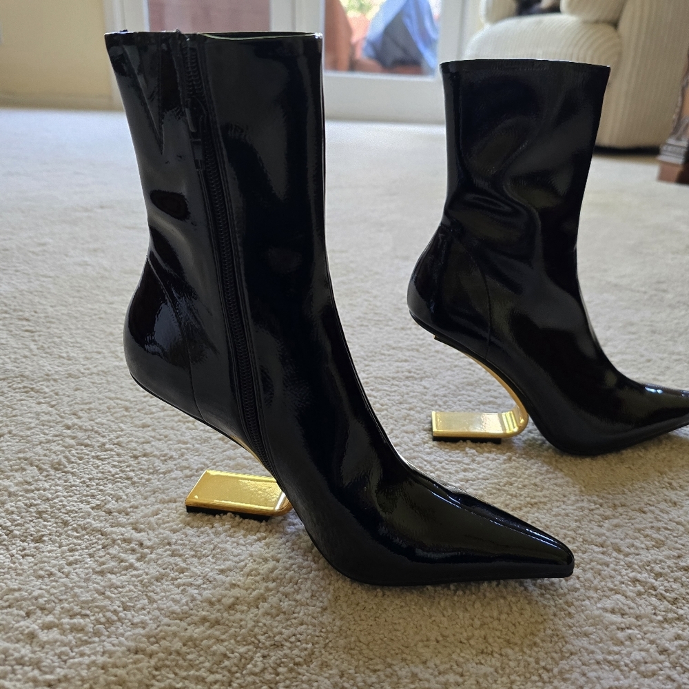 $184 JEFFREY CAMPBELL Black Patent Leather Gold Heel Ankle Boots ❤ ❤️ ❤